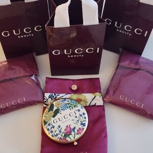 Bloom Beauty Mirror..New In Satin Pouch With Gift Bag! Gift Giving Made Easy!